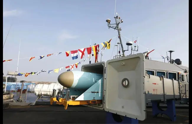 Iran Navy receives new cruise missile systems, choppers