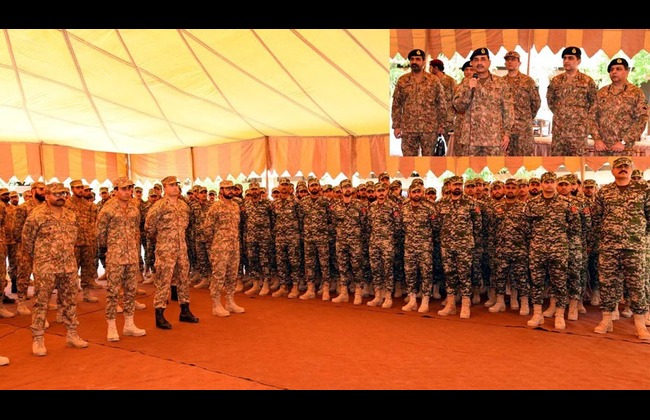 Pakistan Army Chief celebrates Eid with frontline troops in North Waziristan